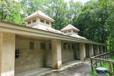 The bathhouse and concession stand at Cliffs of the Neuse State Park