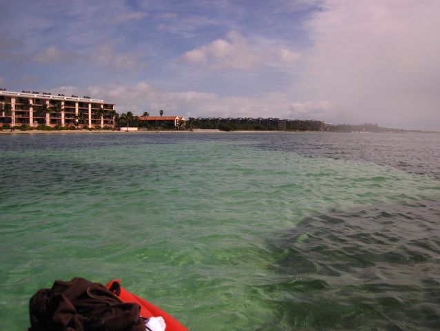 Shallow water while kayaking in the Florida Keys